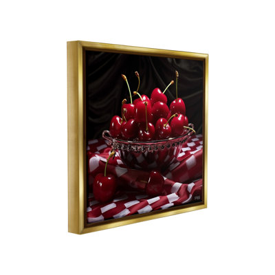 «Plump Cherries Still Life Floater Frame» par RB sur toile