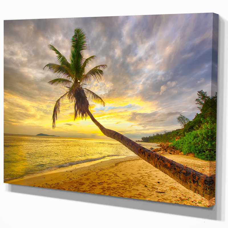 Plage coucher de soleil avec palmier - reproduction de photo sur toile tendue, H 30 po x l 40 po x P 1,5 po
