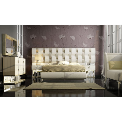 Dillman Piece Bedroom Set