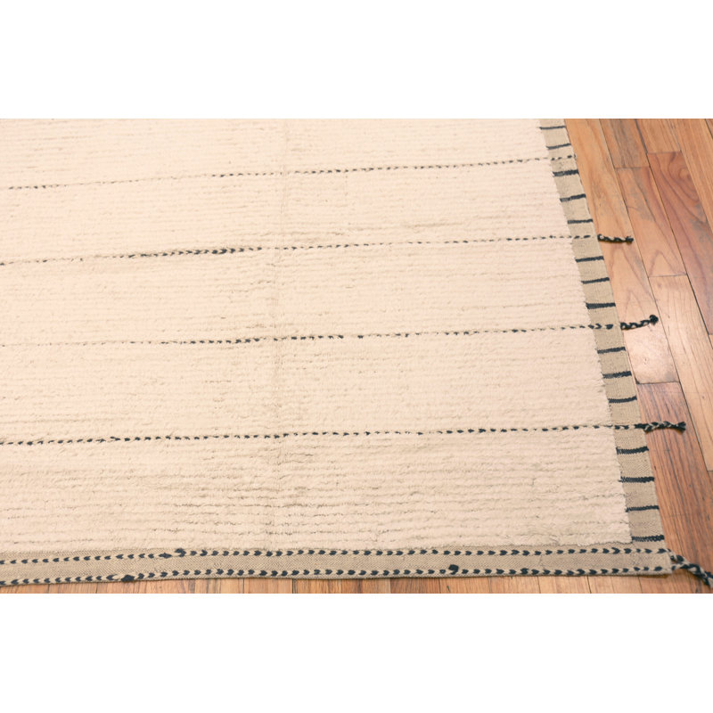 Nazmiyal Collection Ivory Hand-Knotted Wool Area Rug 5ft 7in X 8ft 1in