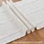 Lot de 3 chemins de table rustiques à pompons tressés, en coton et polyester doux, 13 x 72 et 13 x 90 pouces. Décoration de table bohème pour la cuisine, la salle à manger, les mariages, les fêtes et le décor quotidien de la maison.-205902651