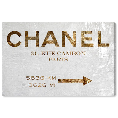 " Fashion And Glam Couture Road Sign " Painting Print