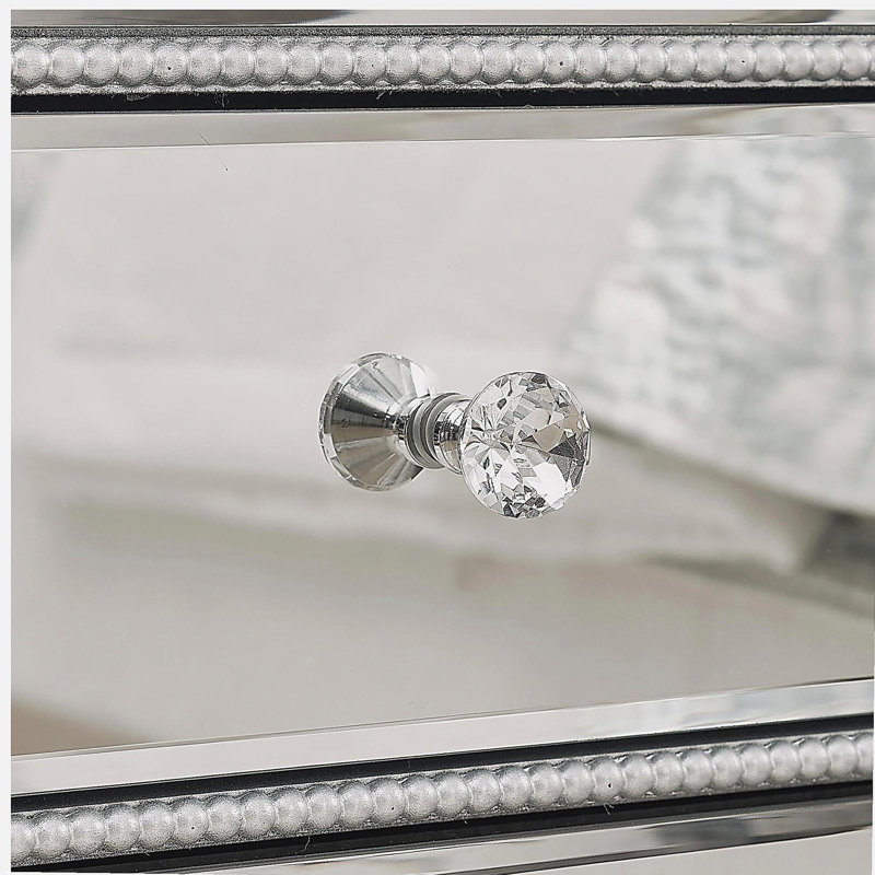Three drawer cabinet with bead mirror finish