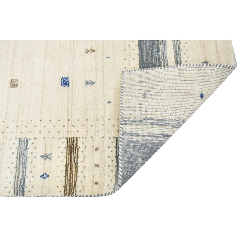 Hand Knotted Area Rug in Natural/Gray/Ivory, Rectangle 4' x 6'