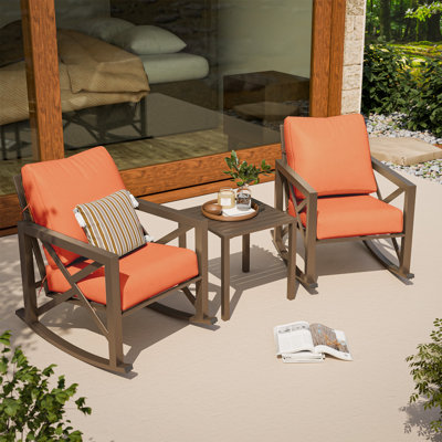 Chaises berçantes d'extérieur en osier avec coussins (ensemble de 2)
