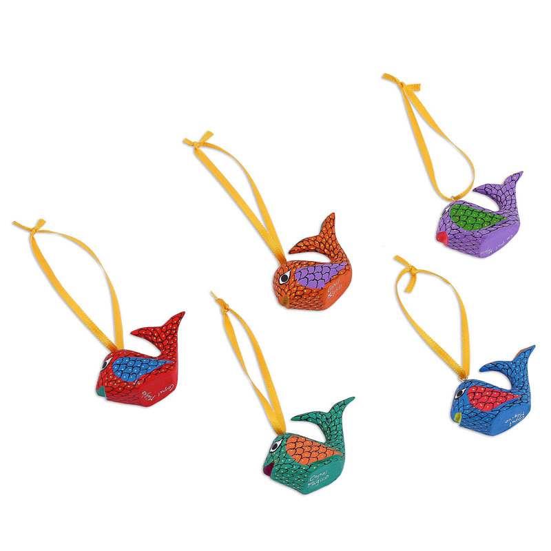 Ornement figurine suspendu doux baleine alebrije
