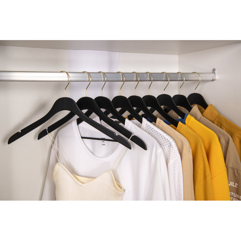 Bois standard antidérapant pour robe / chandail / chandail