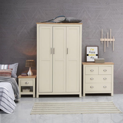 Lisbon Piece Bedroom Set