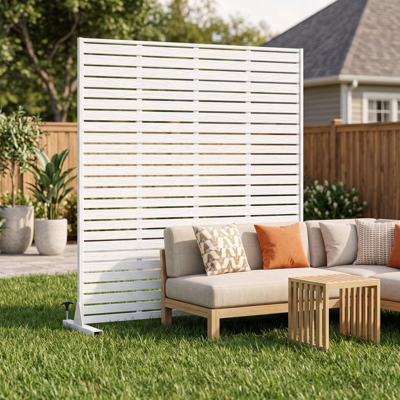 Paravent d'extérieur de 152 cm de haut, 5 panneaux autoportants en PEHD avec ventilation à persiennes, résistant aux intempéries, pour balcon et jardin, blanc et beige.
