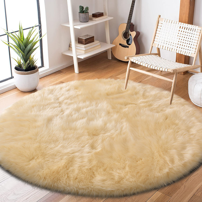 Jeremial Faux Sheepskin Indoor Rug, Round 5'