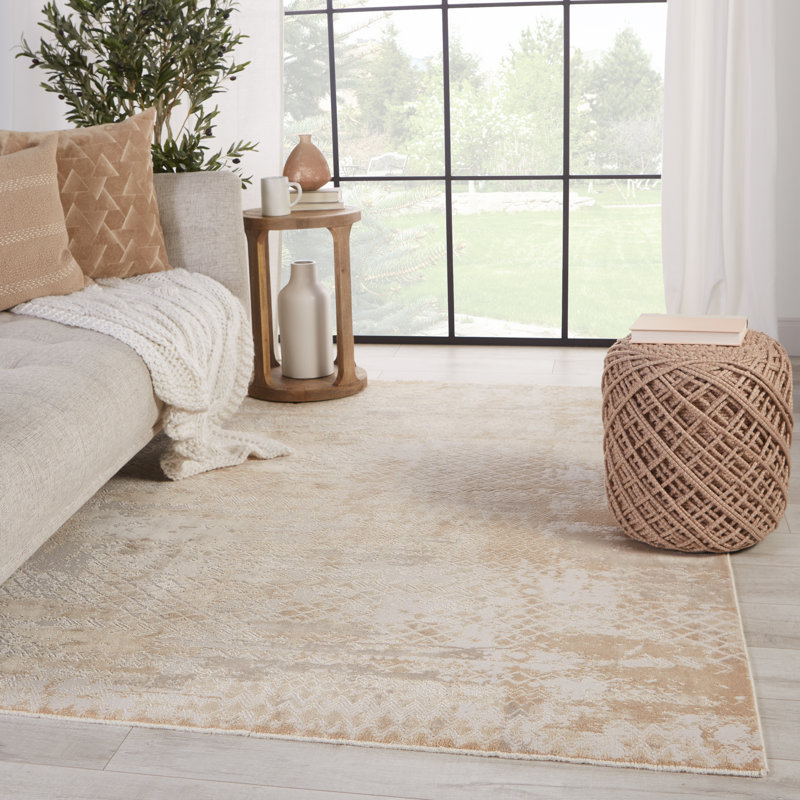 Tapis doré / beige, Rectangle 5 pi x 7 pi 6 po
