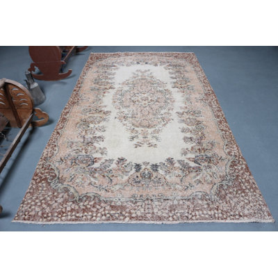 Tapis turc organique surdimensionné beige idéal pour la décoration intérieure et parfait comme grand tapis décoratif