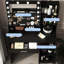 Coiffeuse avec miroir et réglable, 3 modes de couleur, grand tiroir et rangement à trois niveaux, grand bureau de meuble-lavabo noir en panneau de particules dans la chambre à coucher, assemblage rapide-1100427760
