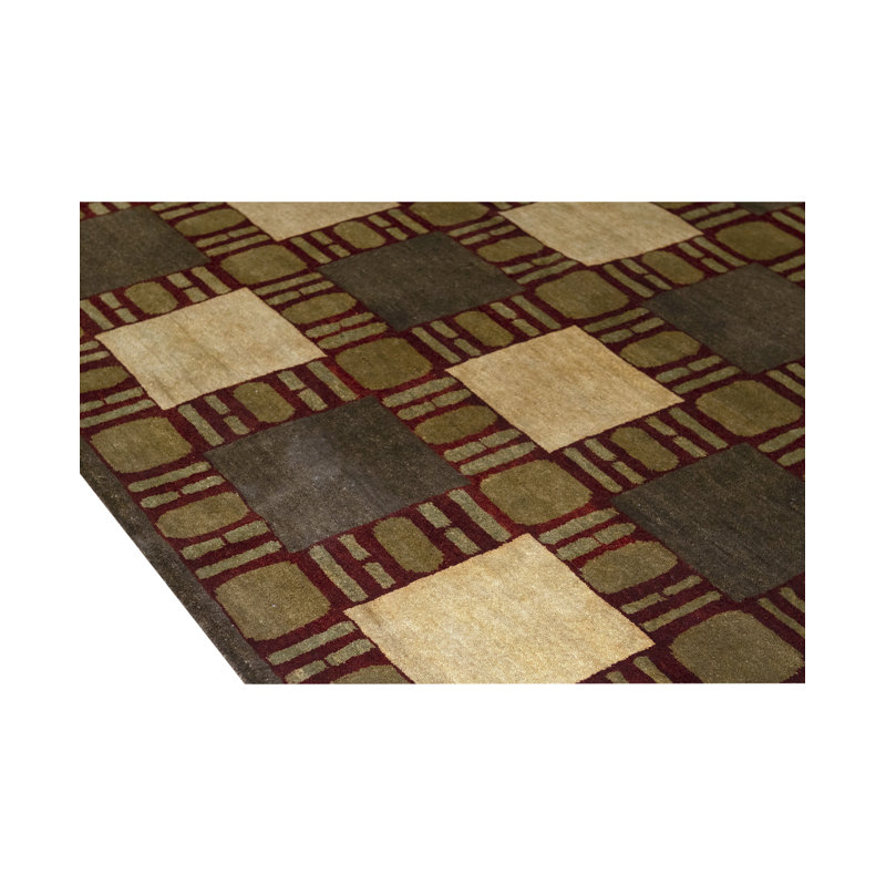 Tapis rouge noué à la main de haute qualité