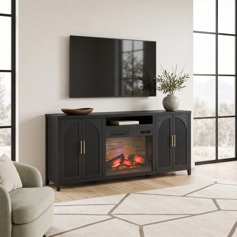 Meuble télé moderne Sasha de 80 po à cannelures avec foyer électrique intelligent Duraflame® et commande vocale Alexa et application.