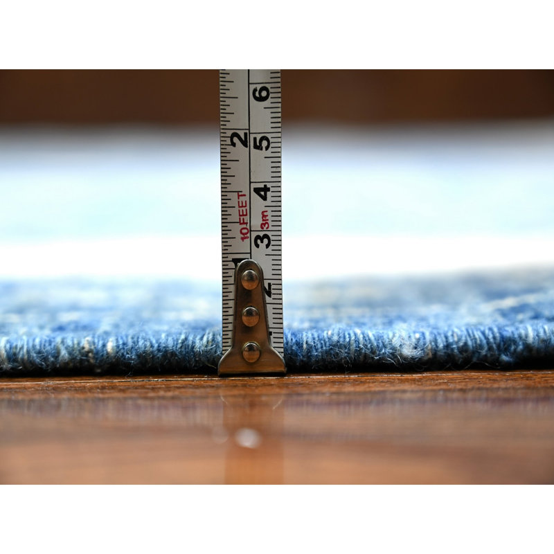 Tapis unique 9 pi 8 po x 13 pi 5 po Zeryk