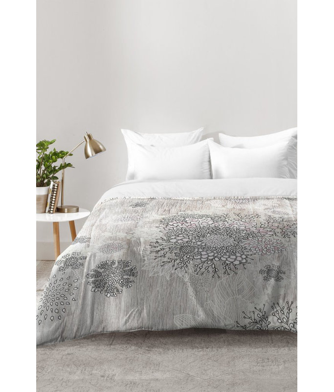 Iveta Abolina Modern & Contemporary Polyester Floral Comforter, King Comforter + 2 King Shams