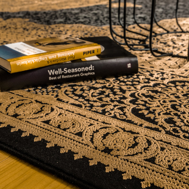 Mashburn Oriental Area Rug, Rectangular 240 x 340cm