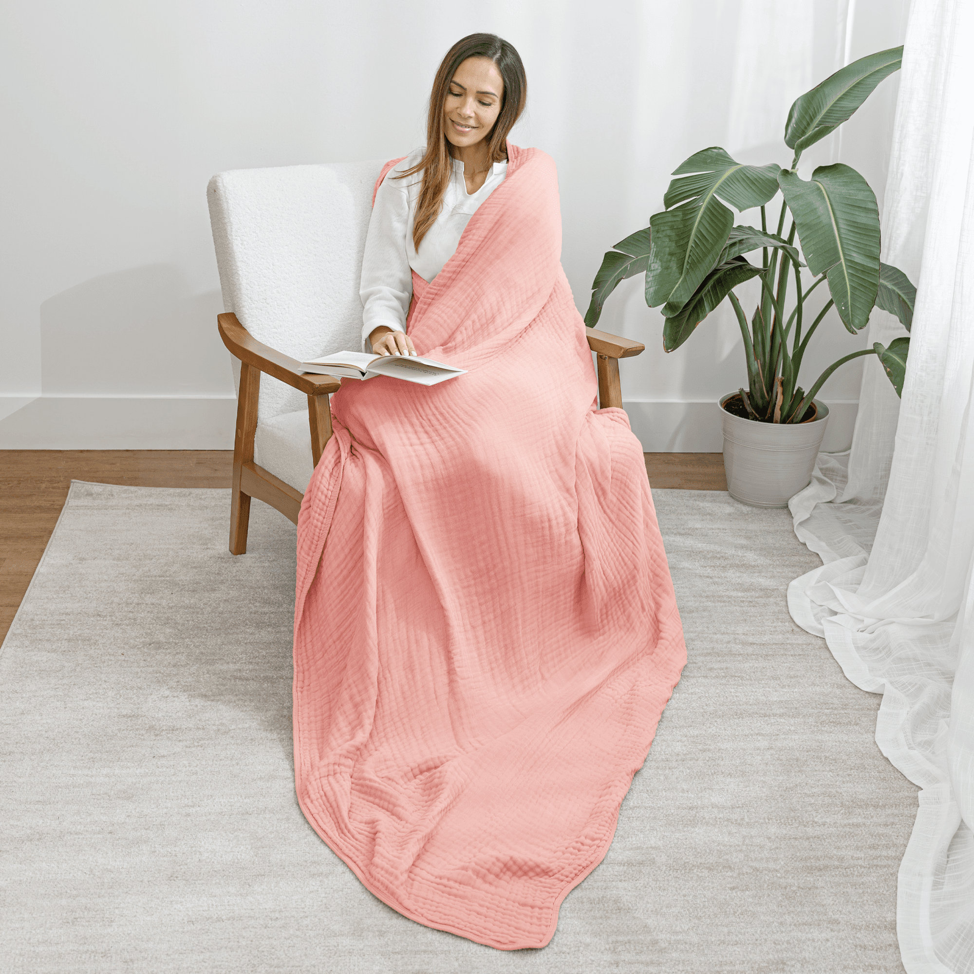 Karlina Muslin Blanket, Throw, Pink
