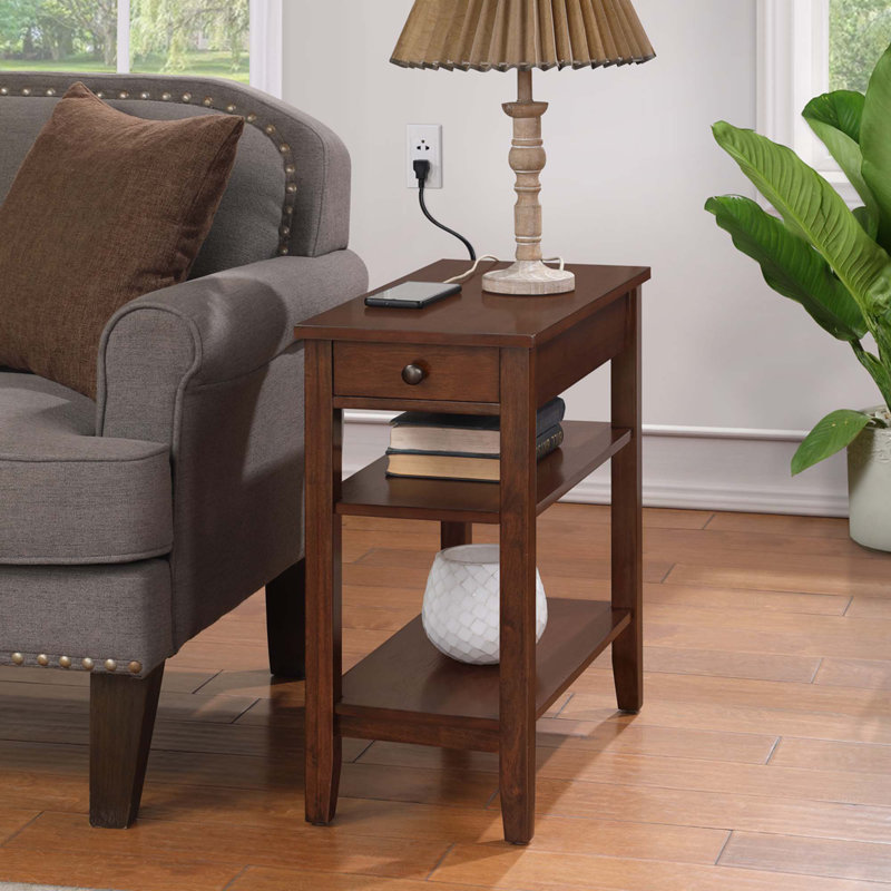 Table de bout à 1 tiroir H 24 po avec prises intégrées Carbin, Espresso
