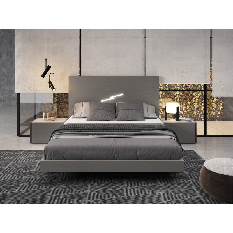 Lit plateforme en bois massif Mcginty, Grand, Gris