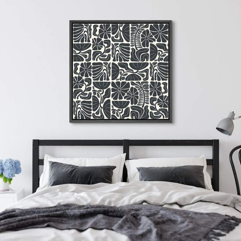 Abstarct botanique noir et beige, Cadre flottant noir, H 24 po x l 24 po