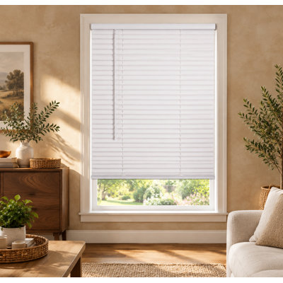 Store vénitien blanc sans cordon avec lamelles en vinyle de 2,5 cm (1 po), mesurant 79 cm (31 po) de large x 183 cm (72 po) de long ; store filtrant la lumière pour fenêtres ou portes intérieures, idéal pour les maisons et les bureaux.