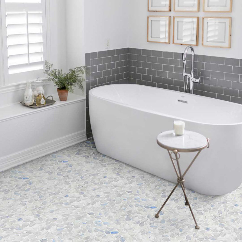 Huron Glass Pebbles Mosaic Tile, Blue