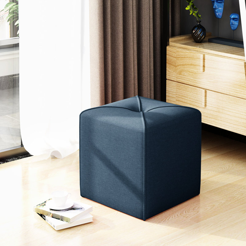 Carré avec housse bleu marine - Tissu idéal pour les sièges supplémentaires 17 po x 16,5 po. Aucun assemblage requis. Siège et repose-pieds cubiques: l 16,94 po x P 17 po