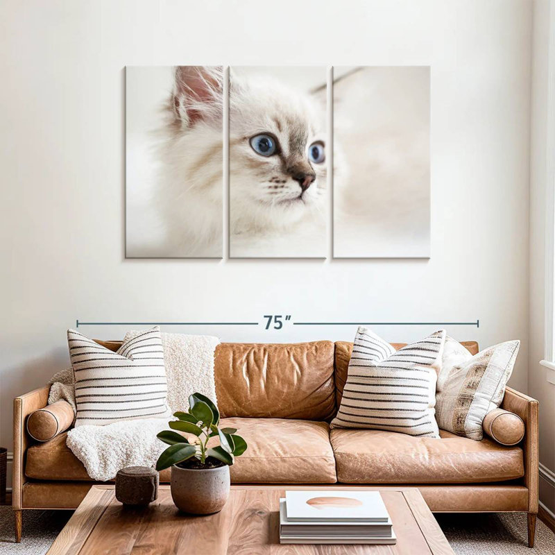 Brampt Neva Masquerade Cat, 36" H x 57" W