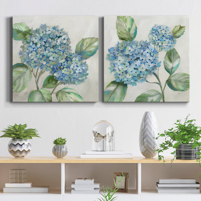 Hydrangea Beauty I - 2 Piece Wrapped Canvas Print