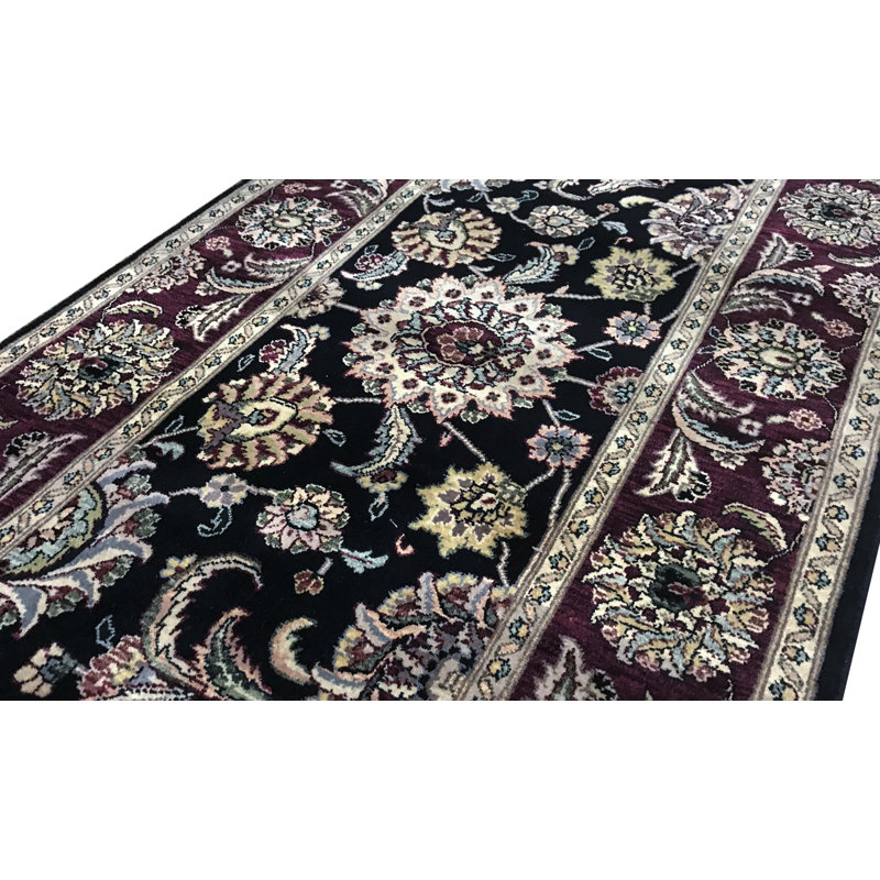 Wool Oriental Area Rug in Wine/Black/Beige/Green