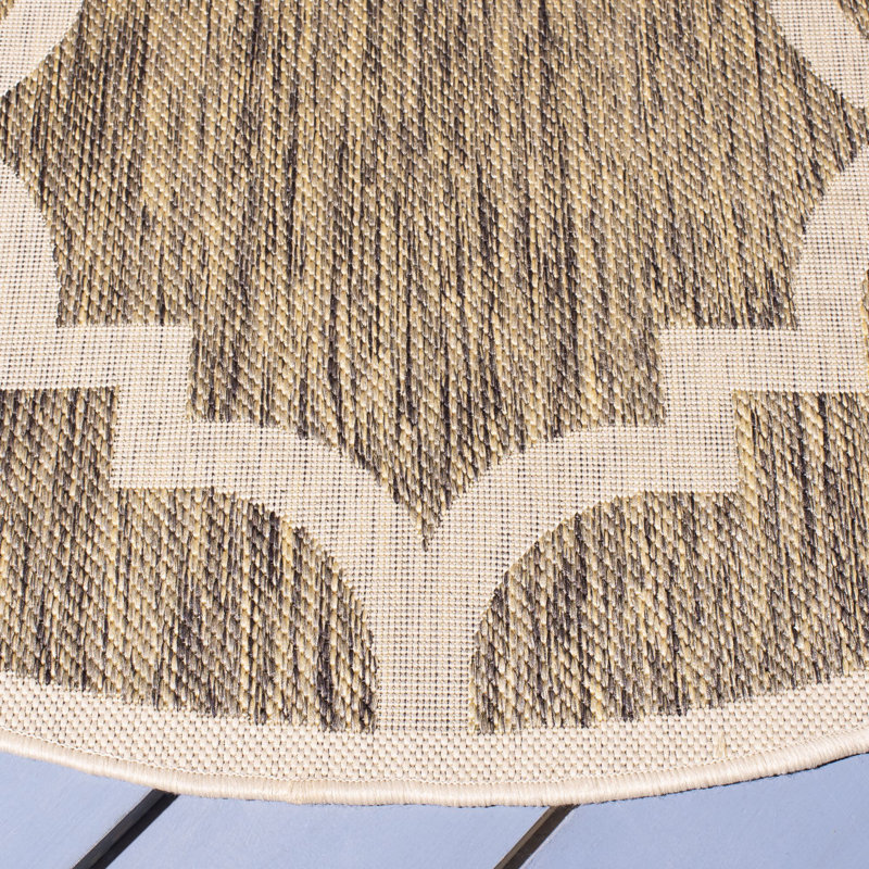 Herefordshire Performance Geometric Indoor/Outdoor Area Rug, Round 4'