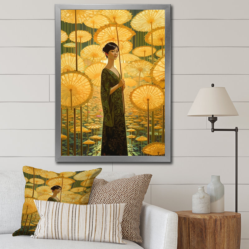 «Ethereal Asian Flower Goddess» avec impression de fleurs jaunes sur toile, H 20 po x l 12 po, Encadrement doré
