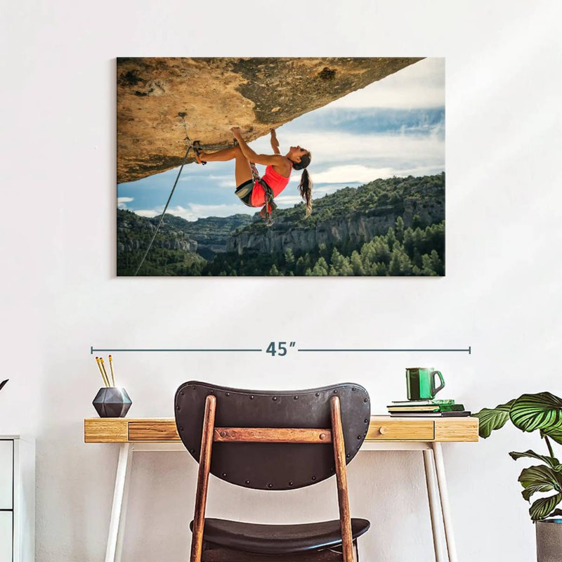 Senne Margalef Rock Climber, 26" H x 39" W
