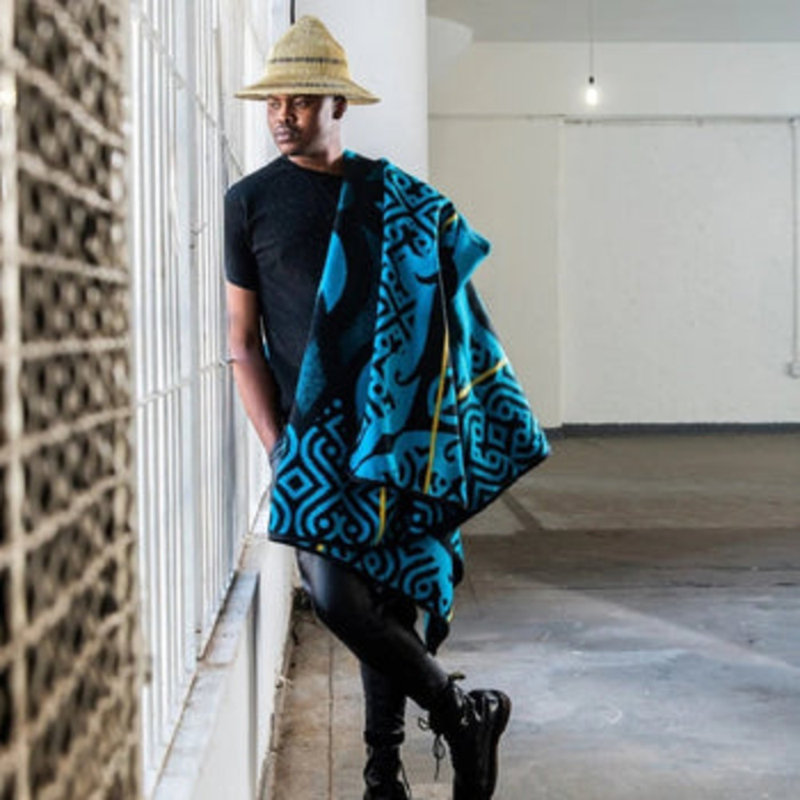 Caridad Throw Blanket