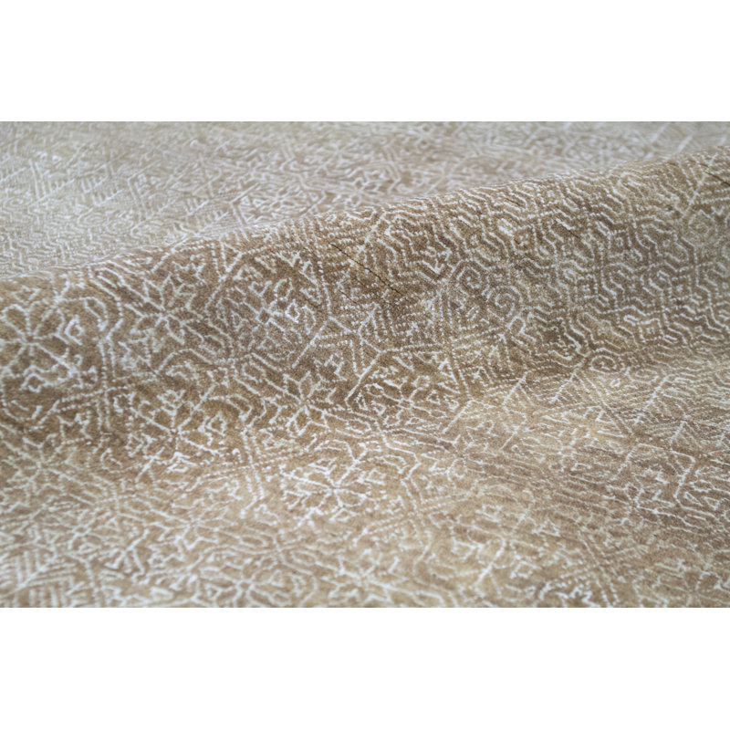 Hand-Knotted High-Quality Gold Area Rug