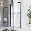 Porte de douche pivotante 36 po x 72 po, cadre en aluminium noir mat, demi-cadre, film en verre trempé anti-déflagrant de 1/4 po