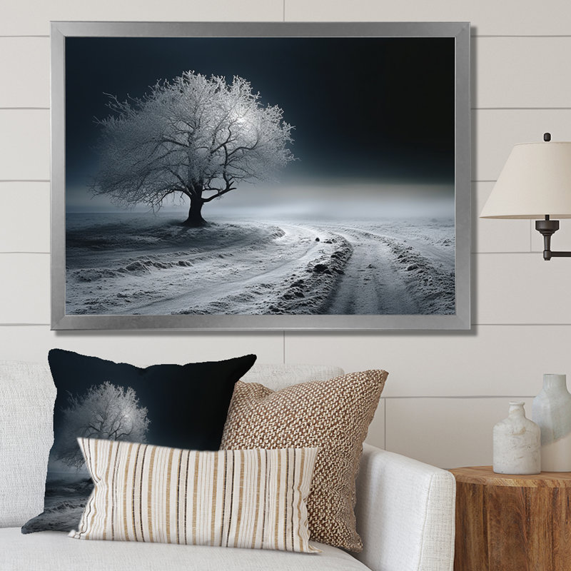 Photographie en noir et blanc d'un arbre d'hiver II sur toile, H 34 po x l 44 po x P 1,5 po, Cadre photo argenté