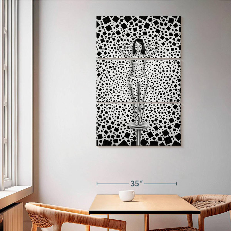 Senne Less Is More Illusion, H 65 po x l 42 po