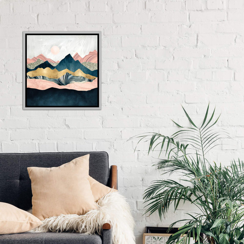 « peluchey peaks » par spacefrog designs-print, H 26 po x l 26 po x P 1,5 po, Toile avec cadre argenté