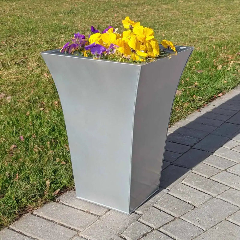 Blizzard Metal Planter Box, Silver, 31cm H x 20cm W x 31cm D
