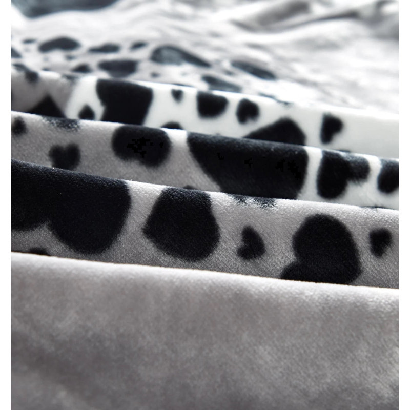 Emmasophia East Urban Home Throw, Brown