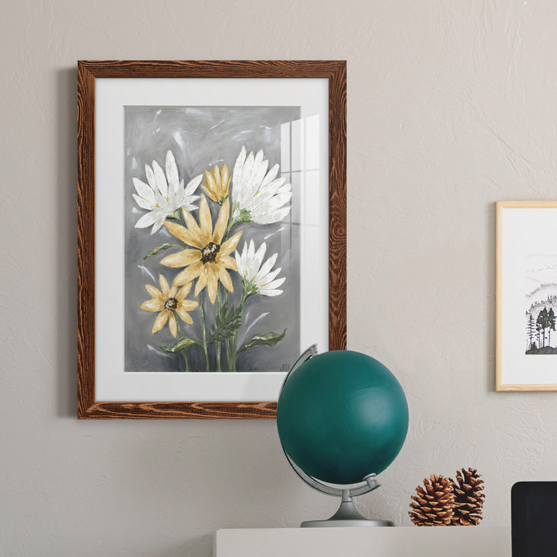 Summer Daisies I - peinture encadrée, H 38 po x l 28 po x P 1 po, Cadre en érable