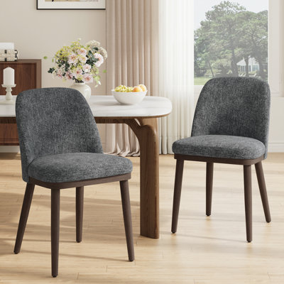 Chaise rembourrée en bois massif avec tissu doux