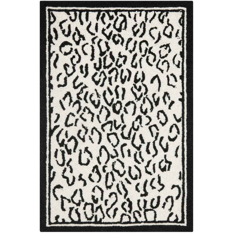 Chelsea White and Black Hand-Hooked Wool Area Rug