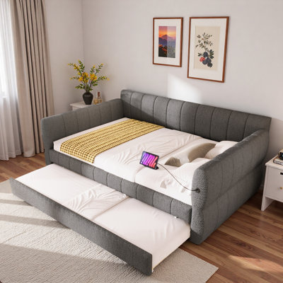 Upholstered Daybed With Usb And Trundle