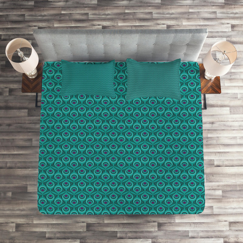 Vibrant Eclectic Polyester Coverlet, King Bedspread + 2 Shams