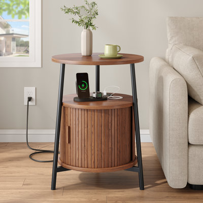 Table de bout ronde 23,8 po avec station de charge et porte tambour coulissante, table d'appoint cannelée avec rangement