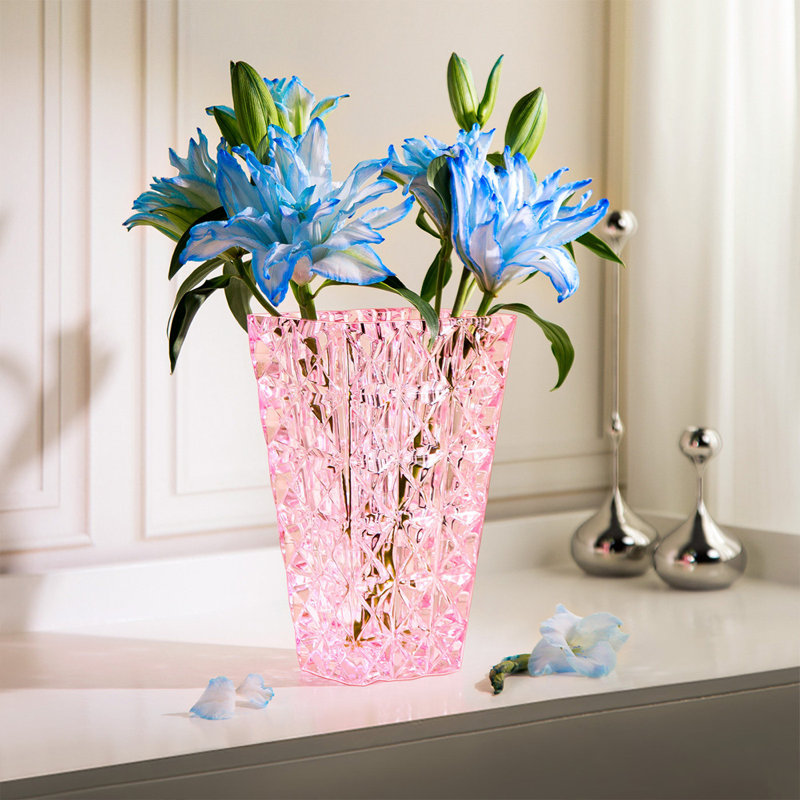 Vases de table en verre rose Pyramid